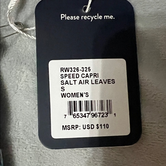 Rabbit Speed Capri - Picture 3 of 8